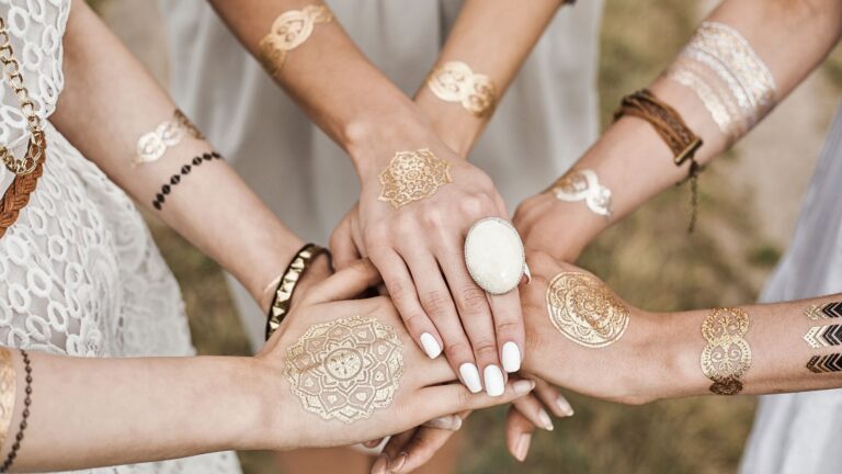 Divine feminine ceremony in Ibiza for the sound healing training retreat